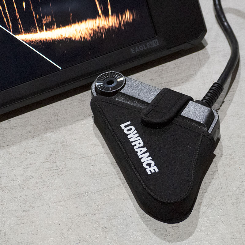 EAGLE EYE 振動子用 ネオプレーンカバー Lowranceロゴ入り - 画像 (6)